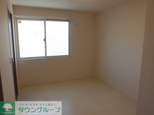 ロイジェントパークスレイクタウン III Eの物件内観写真